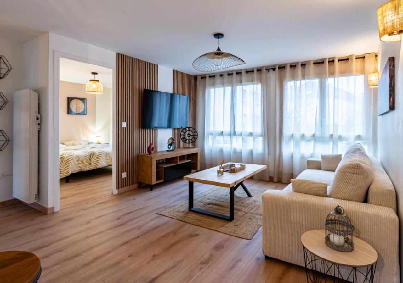 Le Carrousel Avec Parking Prive Apartman Dijon Kültér fotó